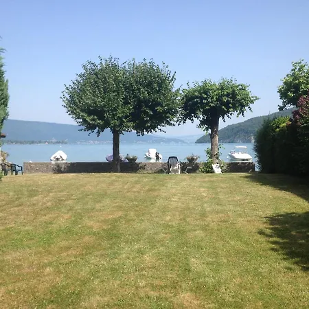 Les Platanes Hébergement de vacances *